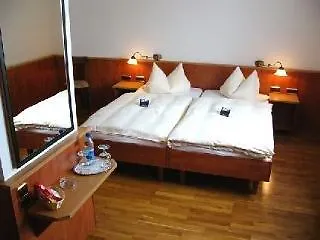 Otel Klima Europarc 4*